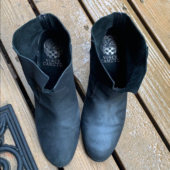 Vince Camuto Shoes - ❄️SALE! Vince Camuto Boots